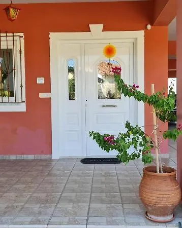 Yiotas House, Free Parking Séjour chez l'habitant Dráma